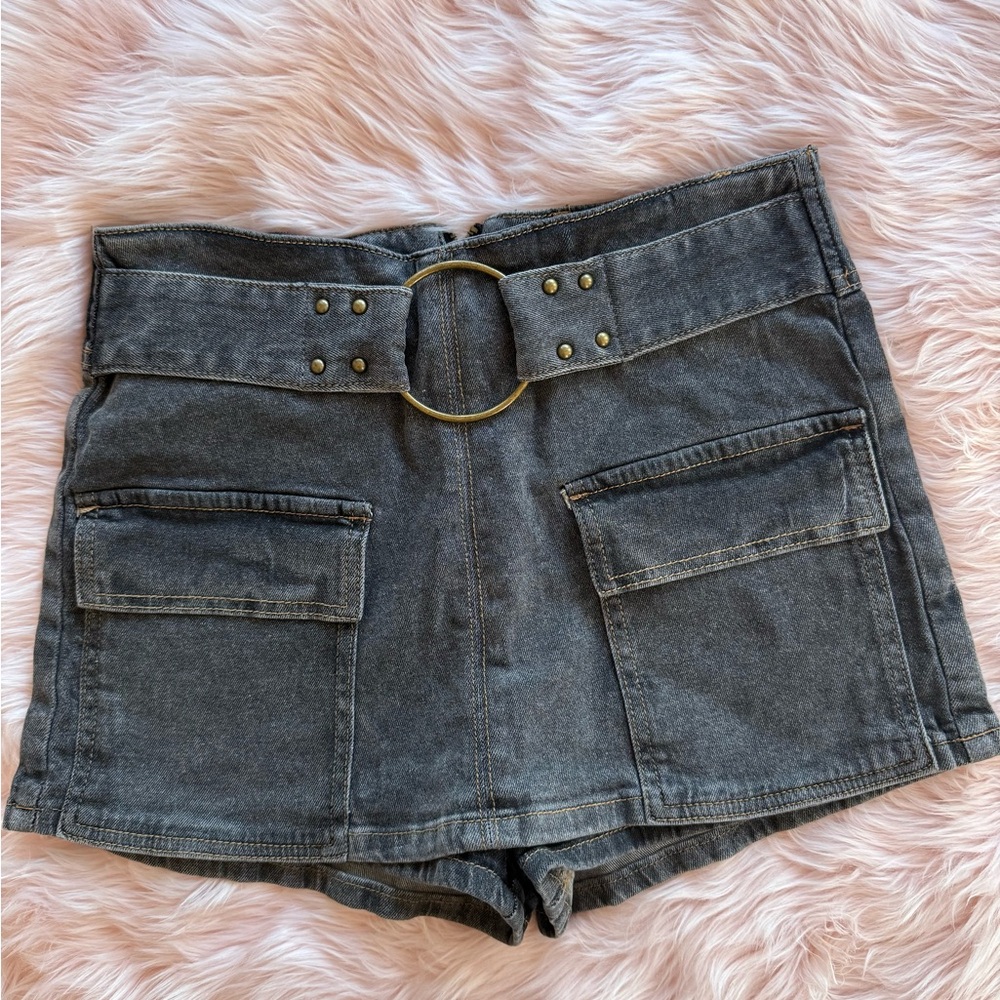 Madden NYC Hardware Blue Wash Cargo Denim Skort With Ring Belt Size XS - Picture 4 of 8